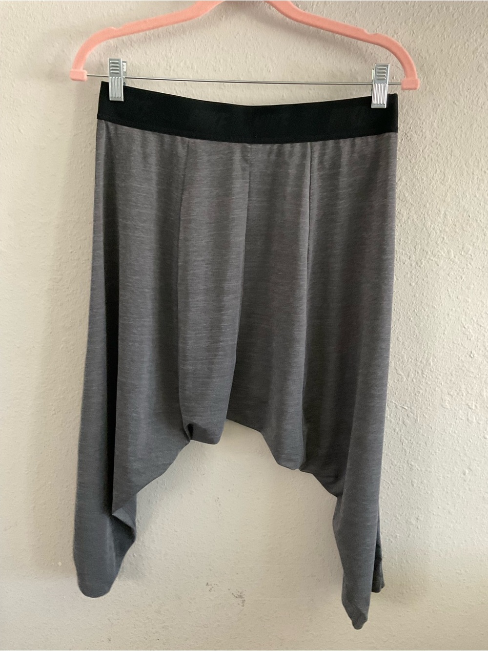 Nike Gray Yoga Harem Pants with Black Waistband - Picture 4 of 5